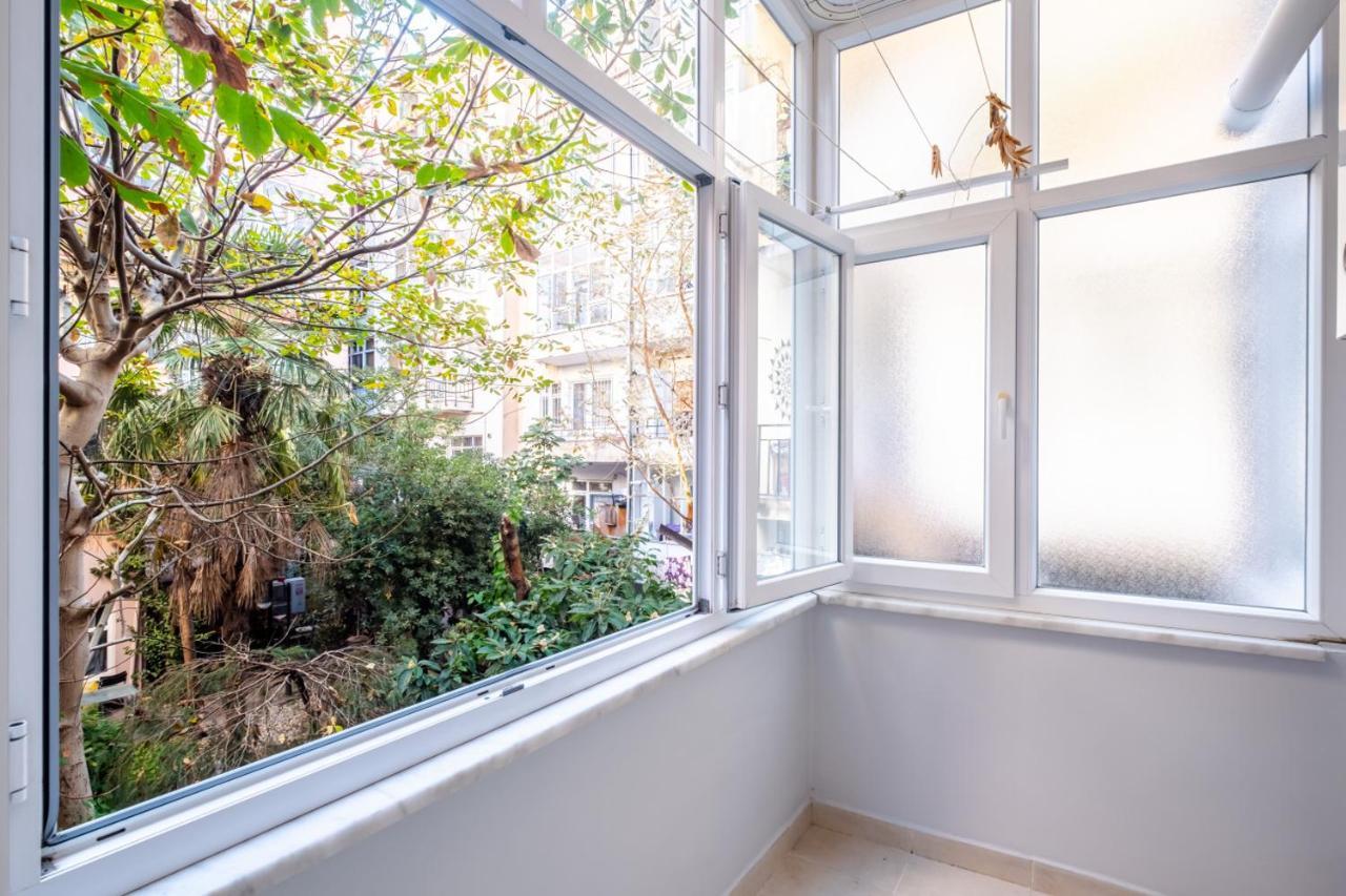 Fully Equipped Cozy Home In Kadikoy Istanbul Exterior photo